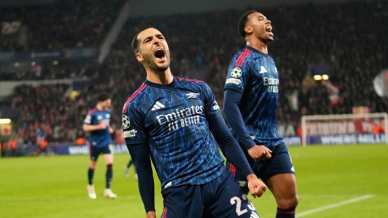 臂展覆盖出 臂展覆盖出